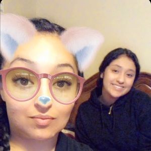 Meet your Posher, Ana